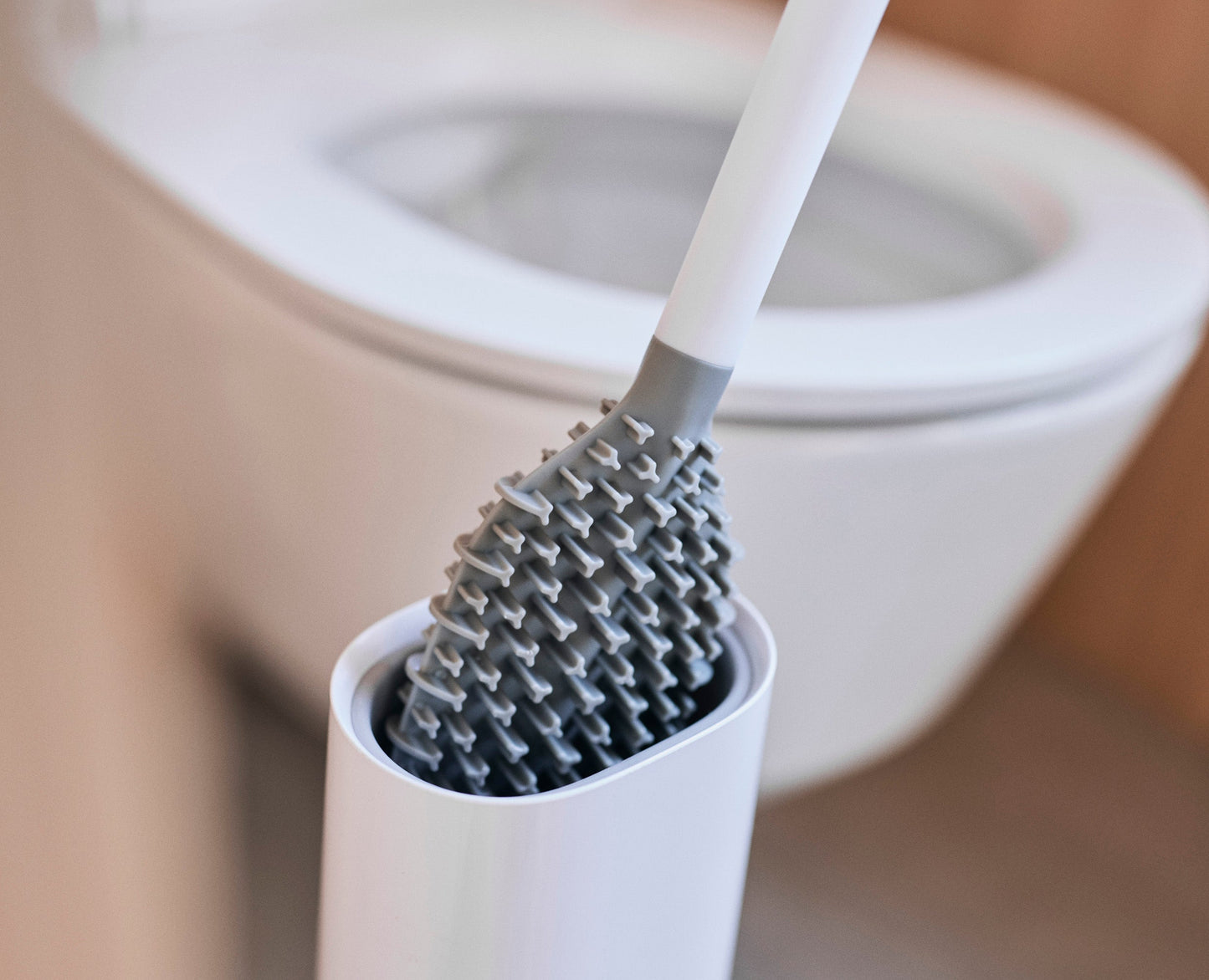 Flex™ TriBlade White Toilet Brush
