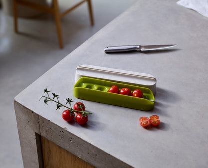 [hidden] [lifestyle] Halve-It™ Food Slicing Tool