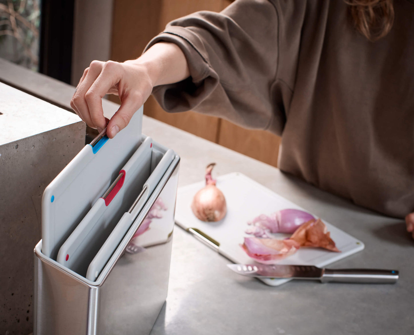 [half-width] Folio™ Steel 4-piece Chopping Board Set With Stone Stainless-Steel Case