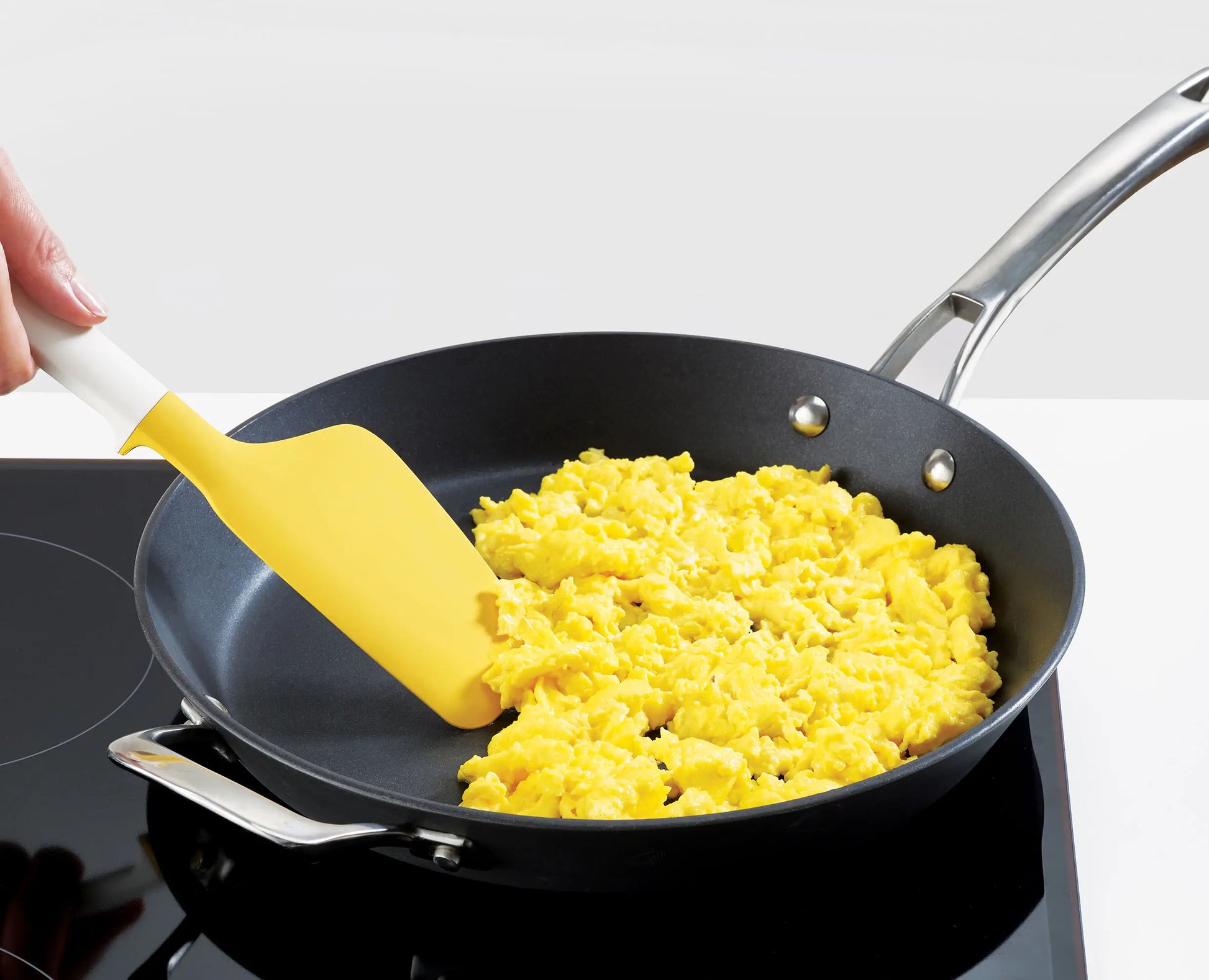 [half-width] Elevate™ Egg Spatula - 20122 - Image 4