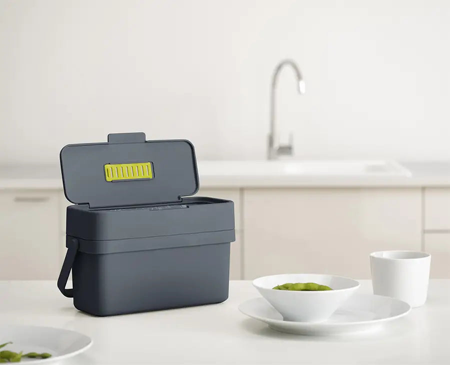 [hidden] [lifestyle] Compo™ 4L Food Waste Caddy - 30107 - Image 2