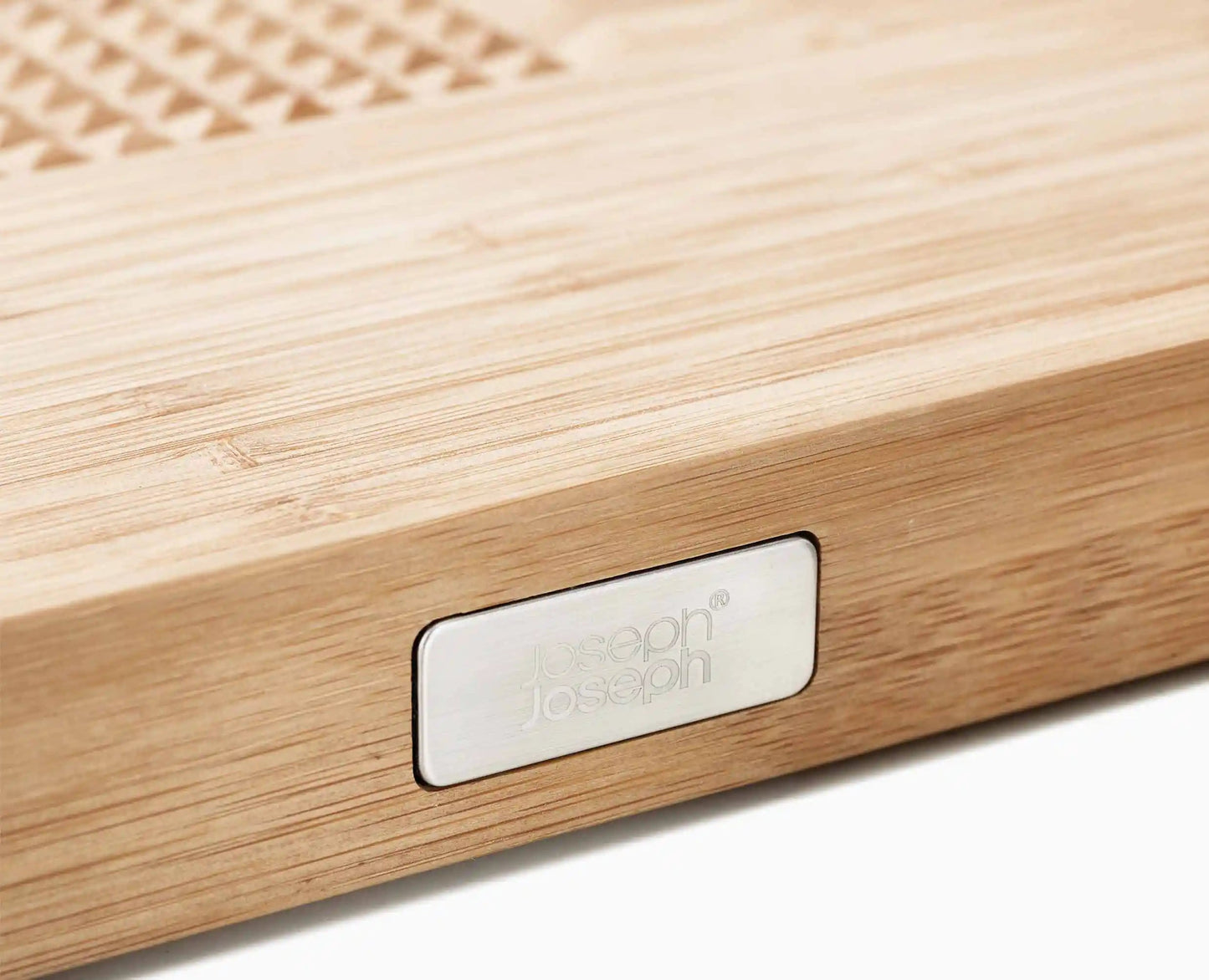 [half-width] Cut&Carve™ Bamboo Chopping Board - 60142 - Image 4