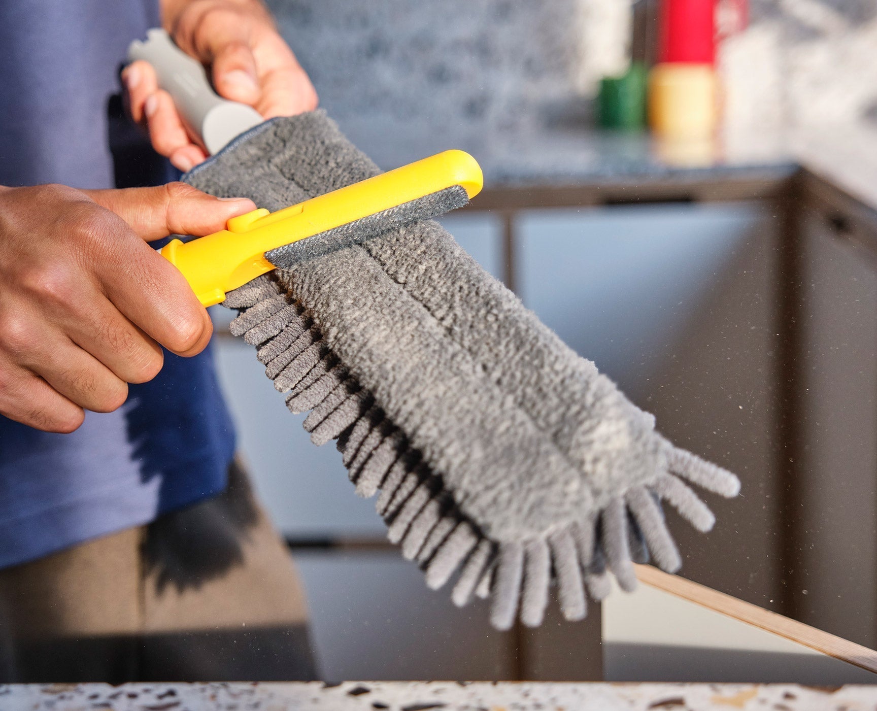[half-width] CleanTech 3-in-1 Duster with Storage Cover