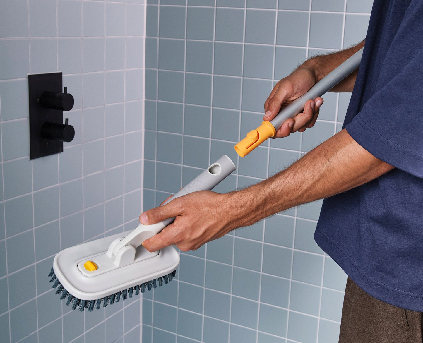 [half-width] CleanTech 2-in-1 Tile Scrubber Tool