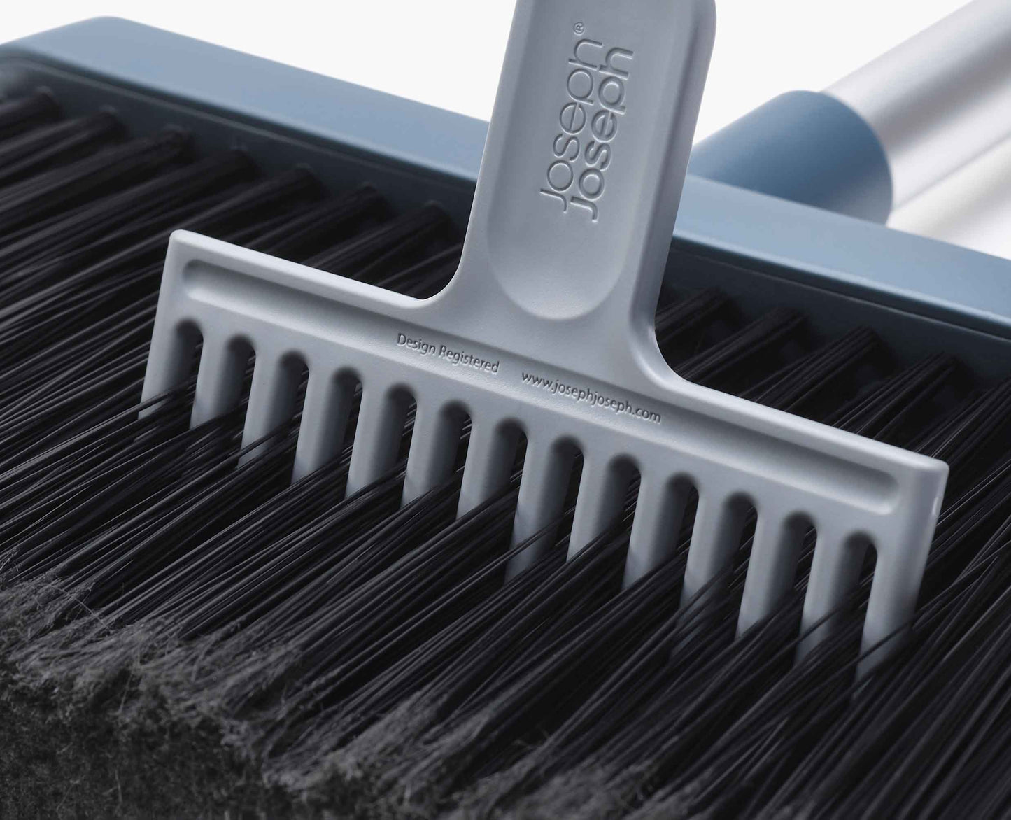 [half-width] CleanStore Wall-mounted Broom - 65002 - Image 9