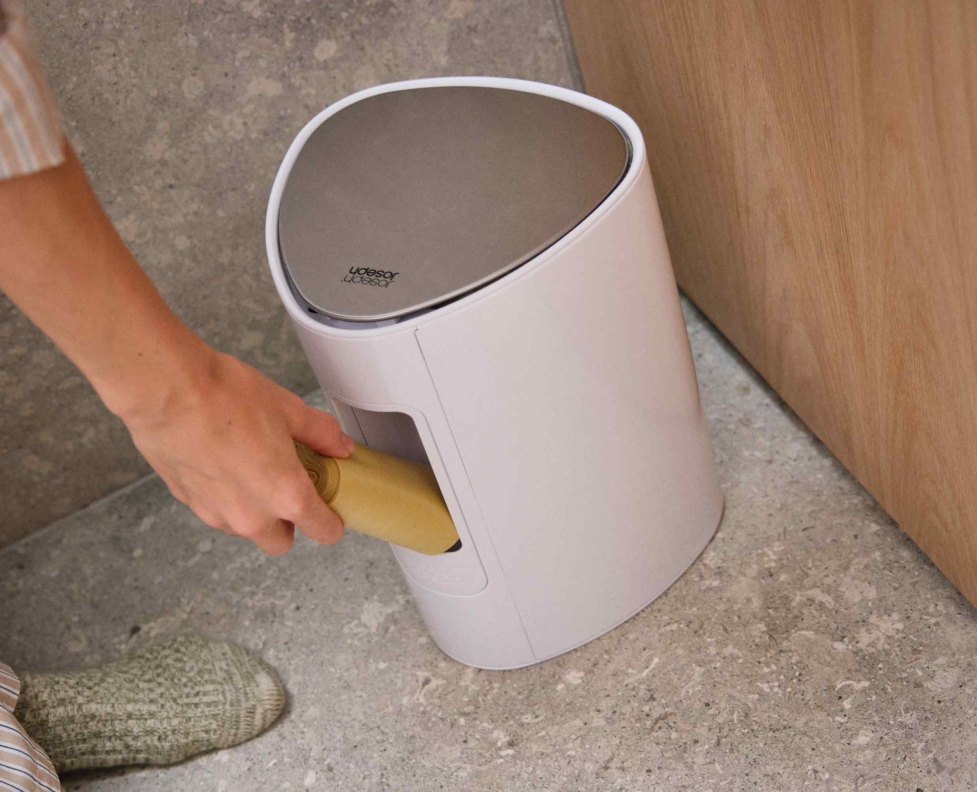 [half-width] EasyStore™ 5L Gloss White Bathroom Bin