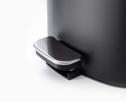 [half-width] EasyStore™ 5L Pedal Bin - 70595 - Image 7