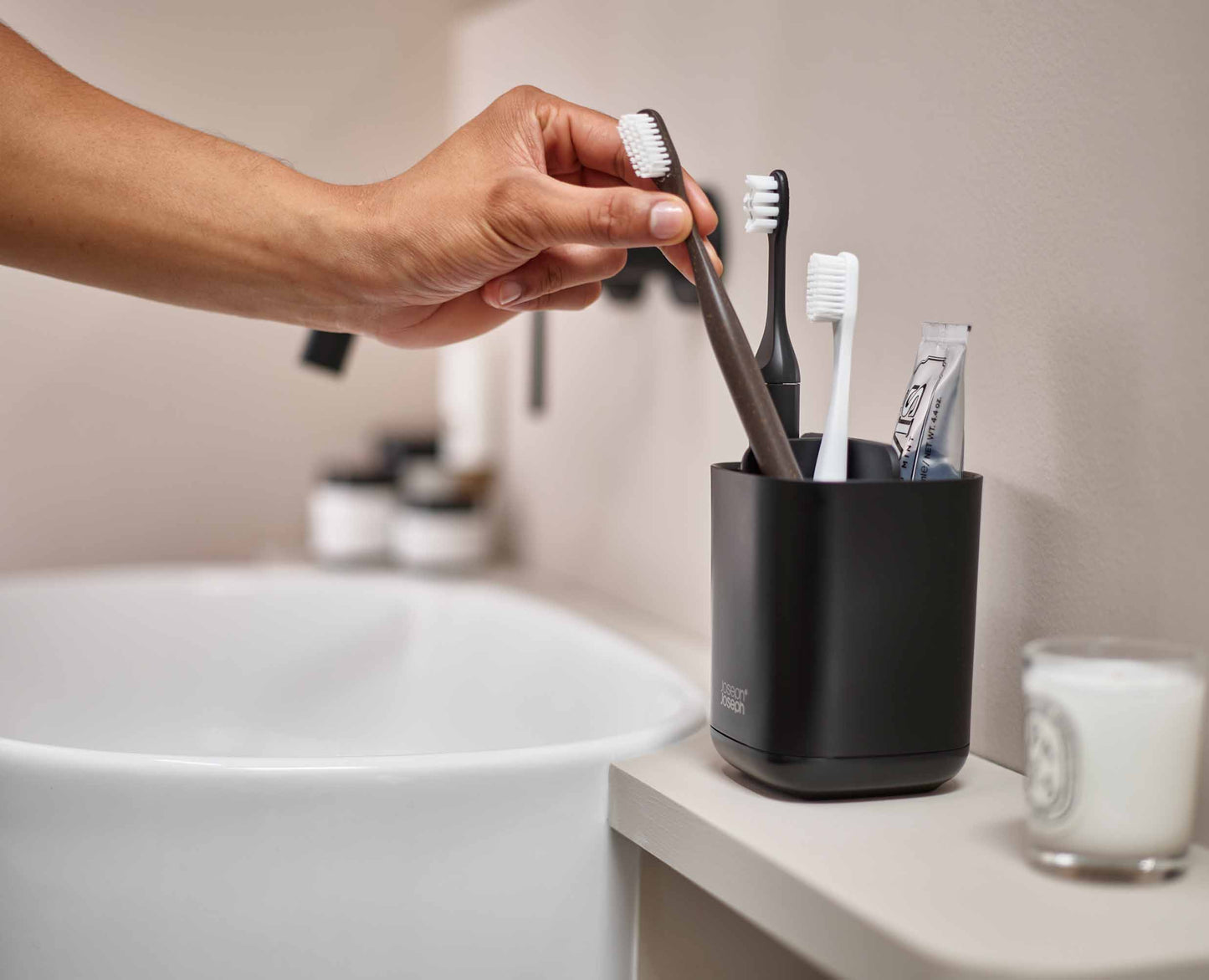 EasyStore™ Matt Toothbrush Holder - 70598 - Image 3