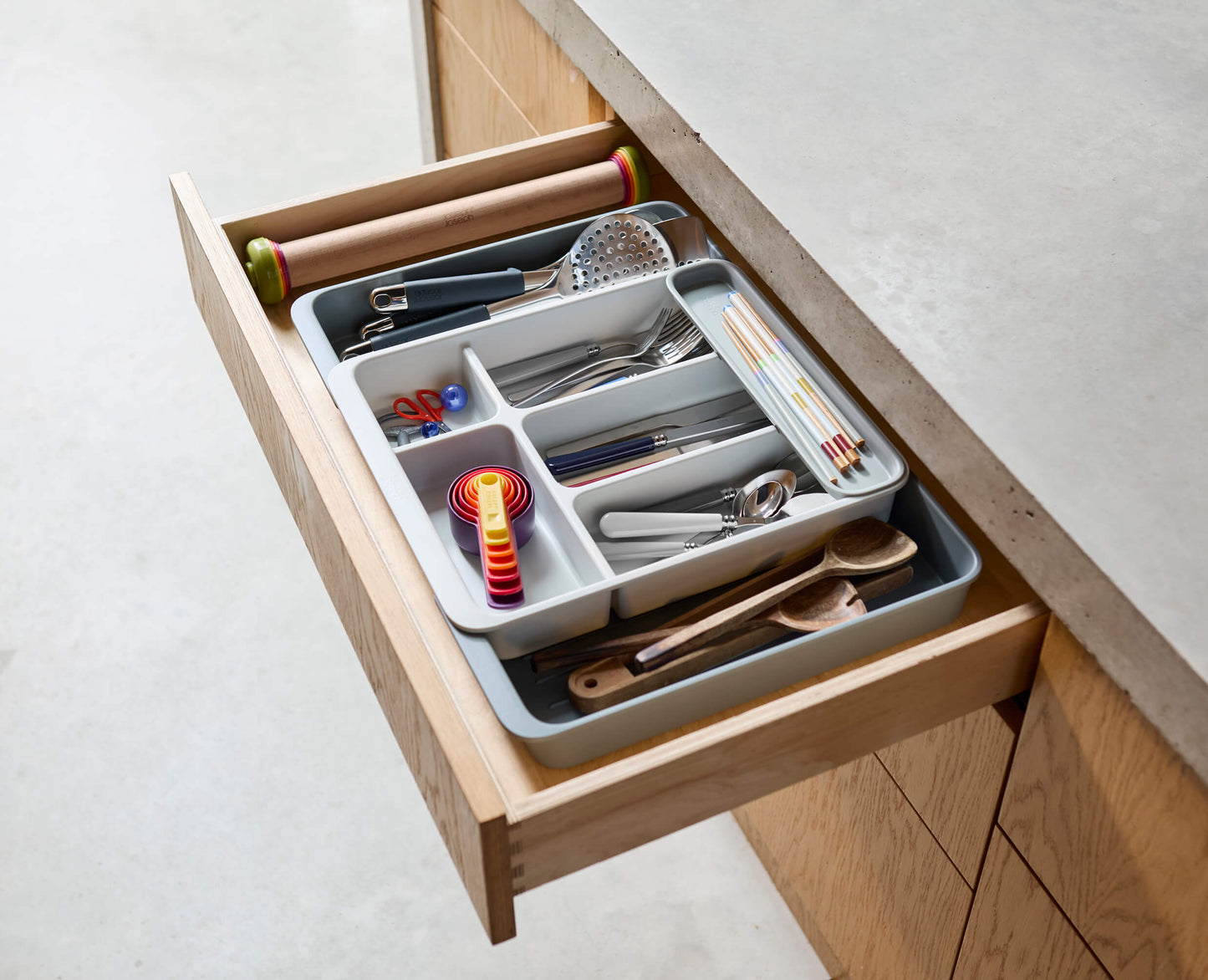 [hidden] DrawerStore™ Expanding Cutlery, Utensil & Gadget Organiser